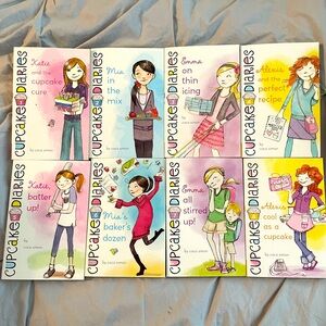 Cupcake diaries collection books 1-8: paperback